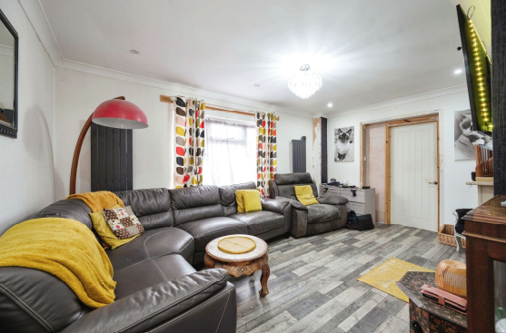 2 bed Detached Bungalow