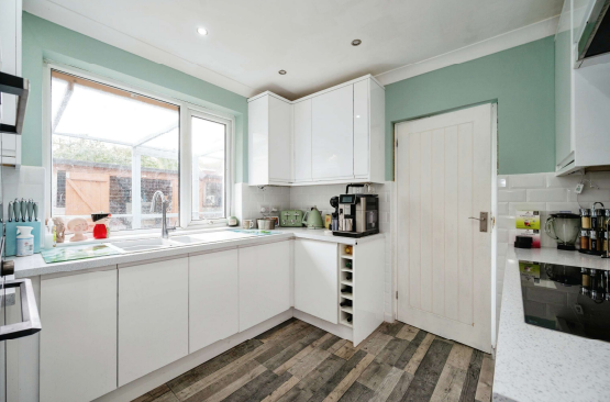 2 bed Detached Bungalow