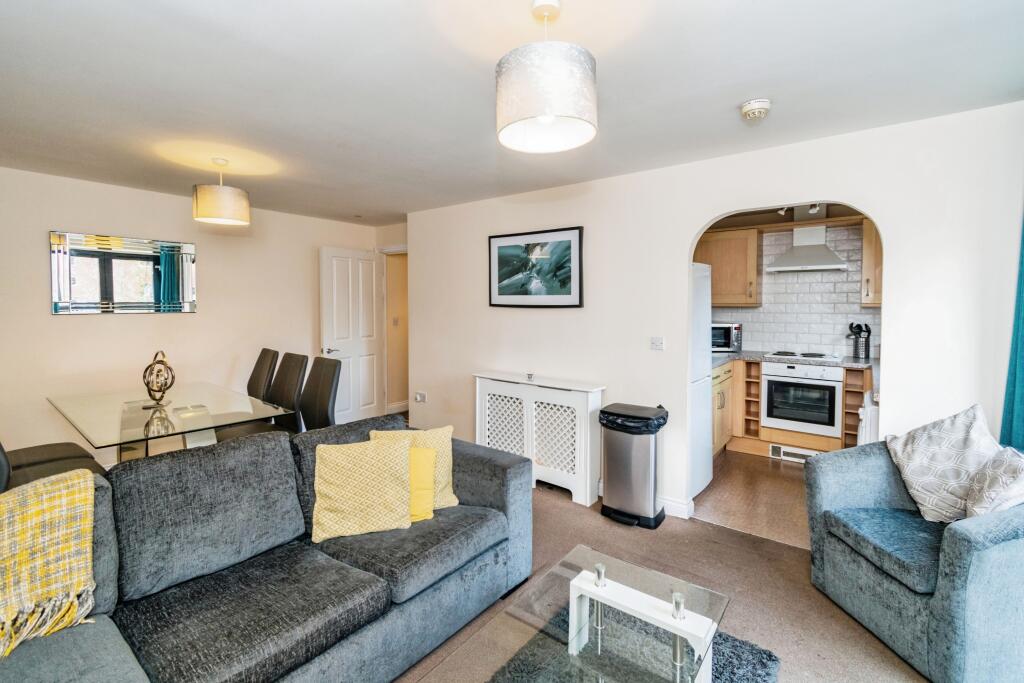 2 bed Apartment