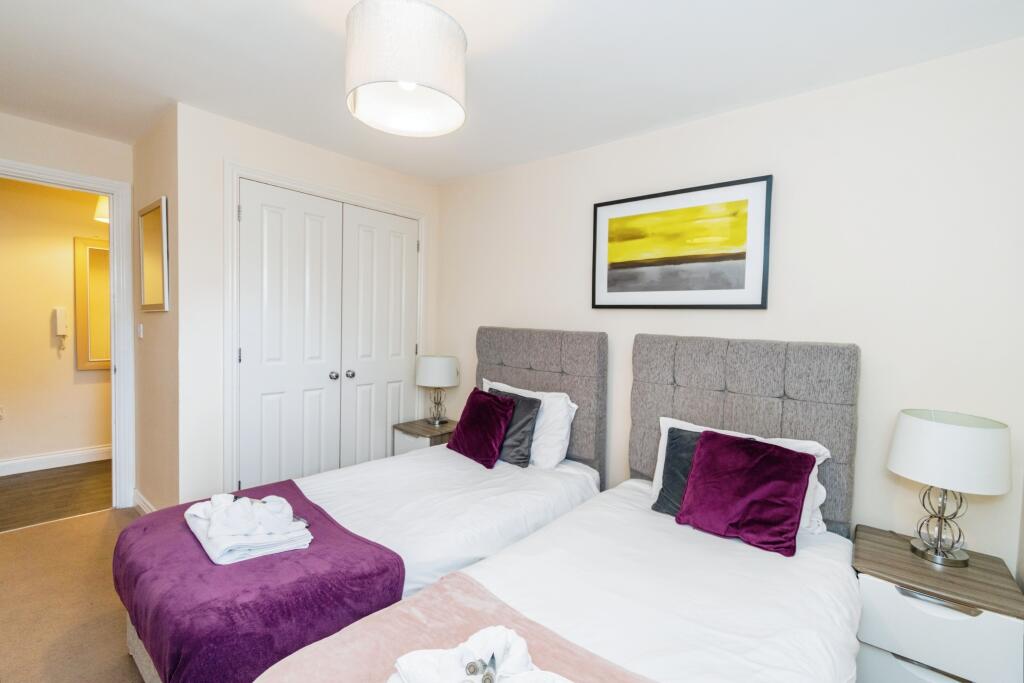 2 bed Apartment