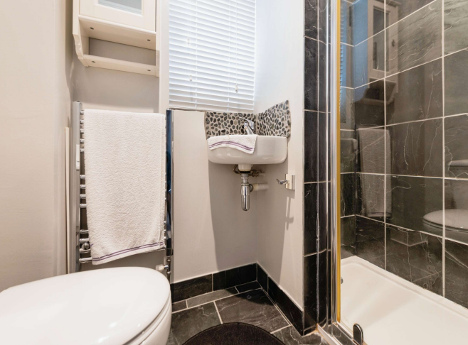 2 bed Terraced