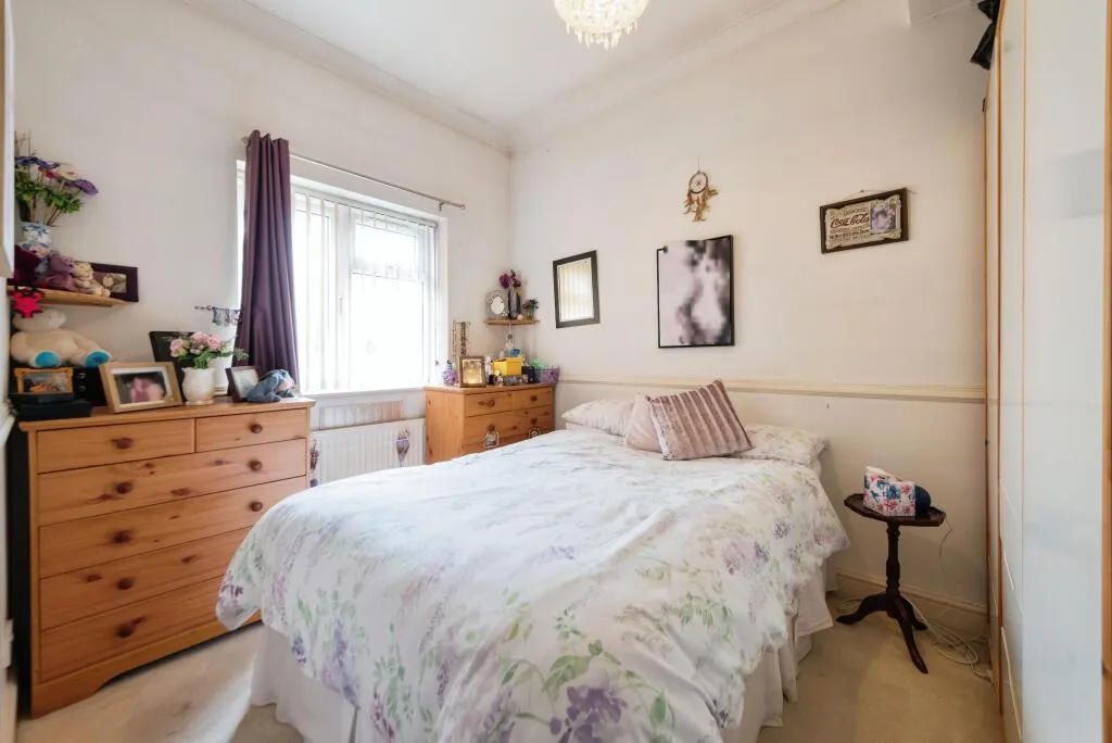 1 bed Maisonette
