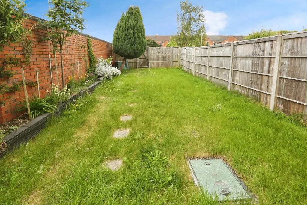 3 bed End of Terrace