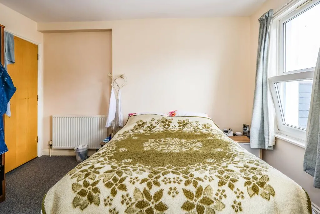 1 bed Apartment