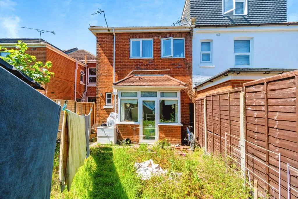 2 bed Semi-Detached