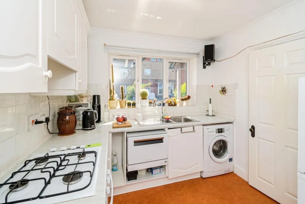 3 bed Terraced