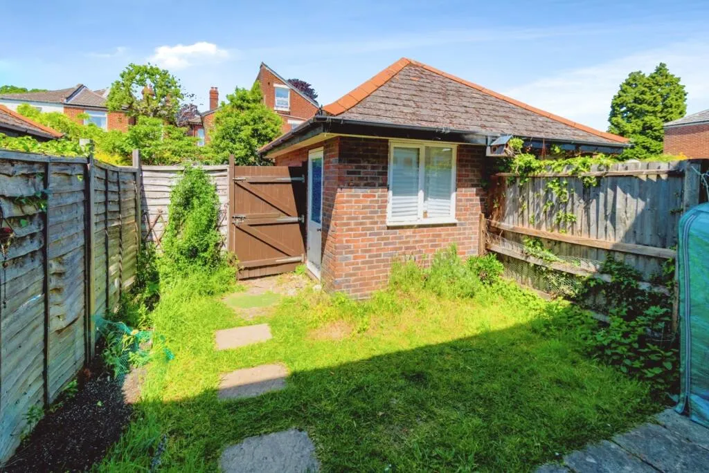 3 bed Terraced