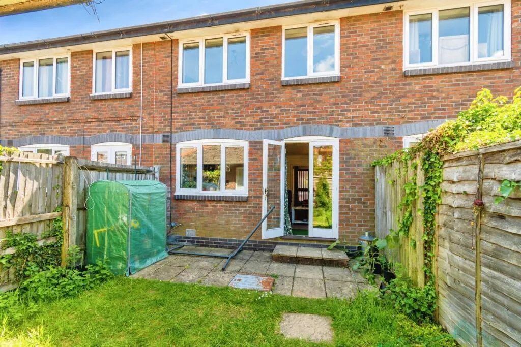 3 bed Terraced
