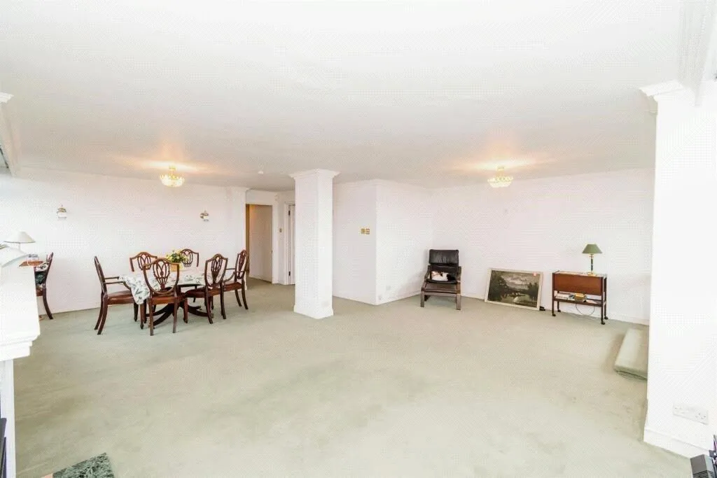 2 bed Apartment