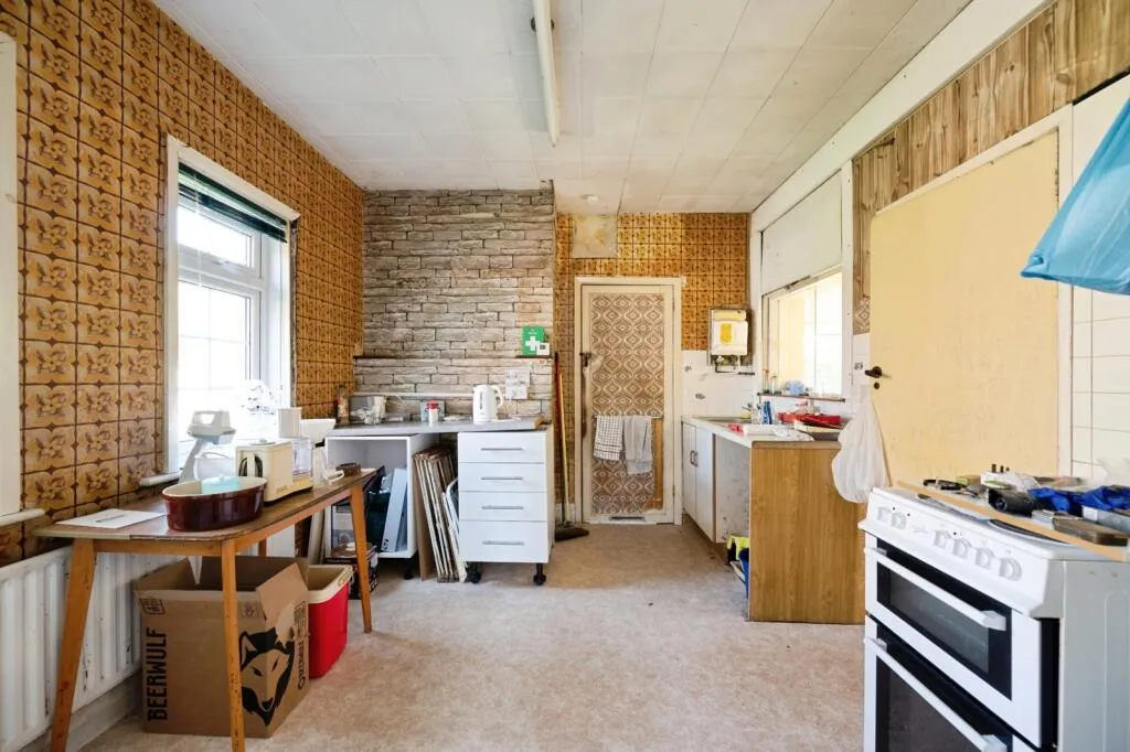 2 bed Detached Bungalow