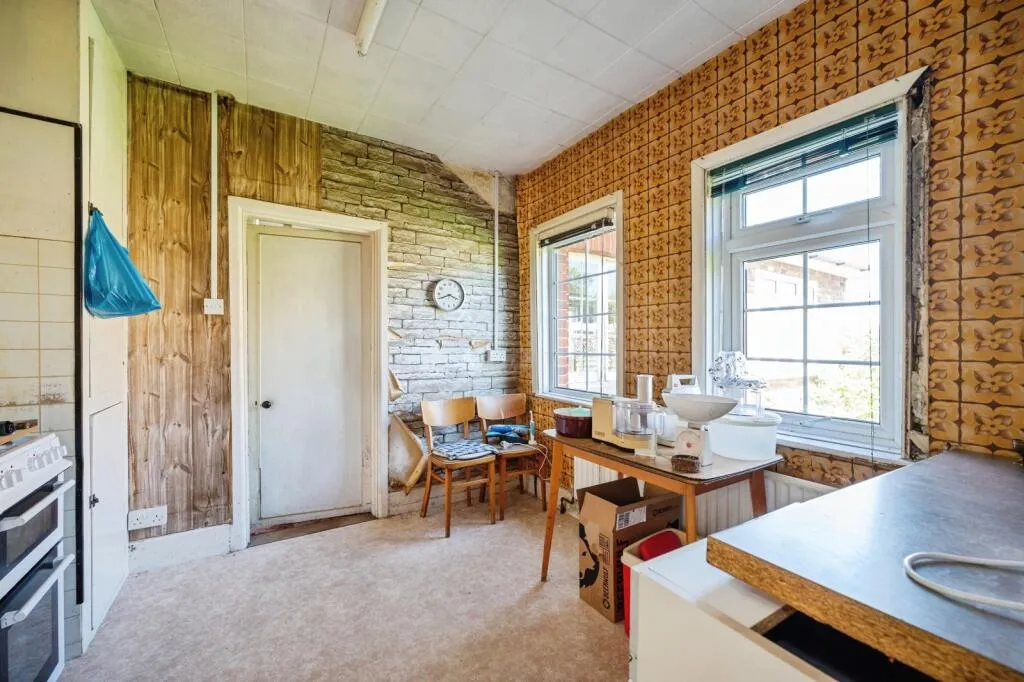 2 bed Detached Bungalow