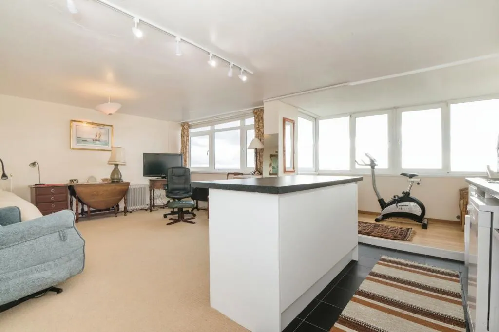 2 bed Apartment