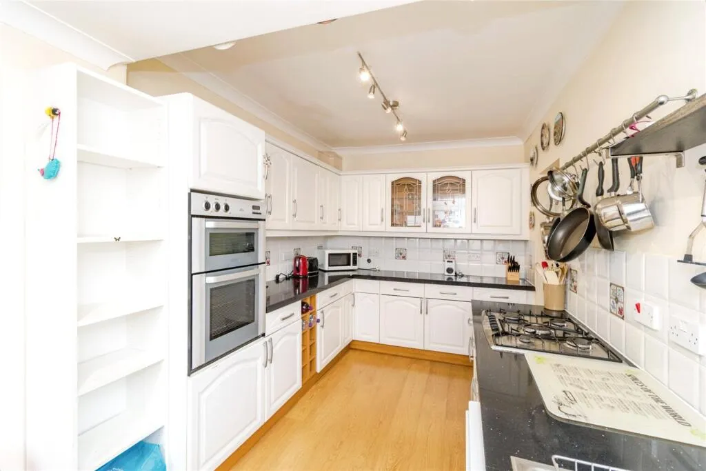 3 bed Semi-Detached