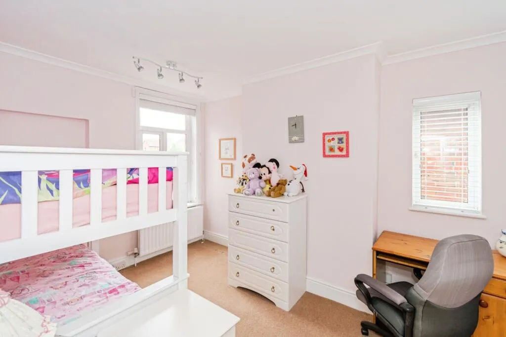 3 bed Semi-Detached