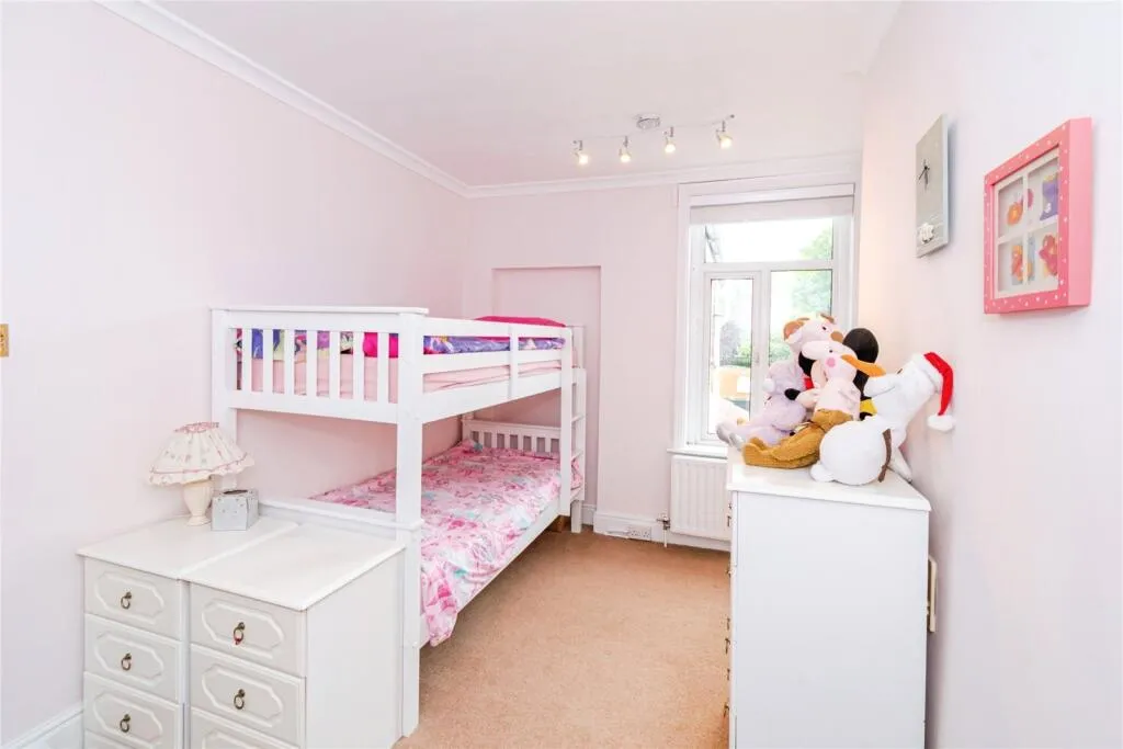 3 bed Semi-Detached