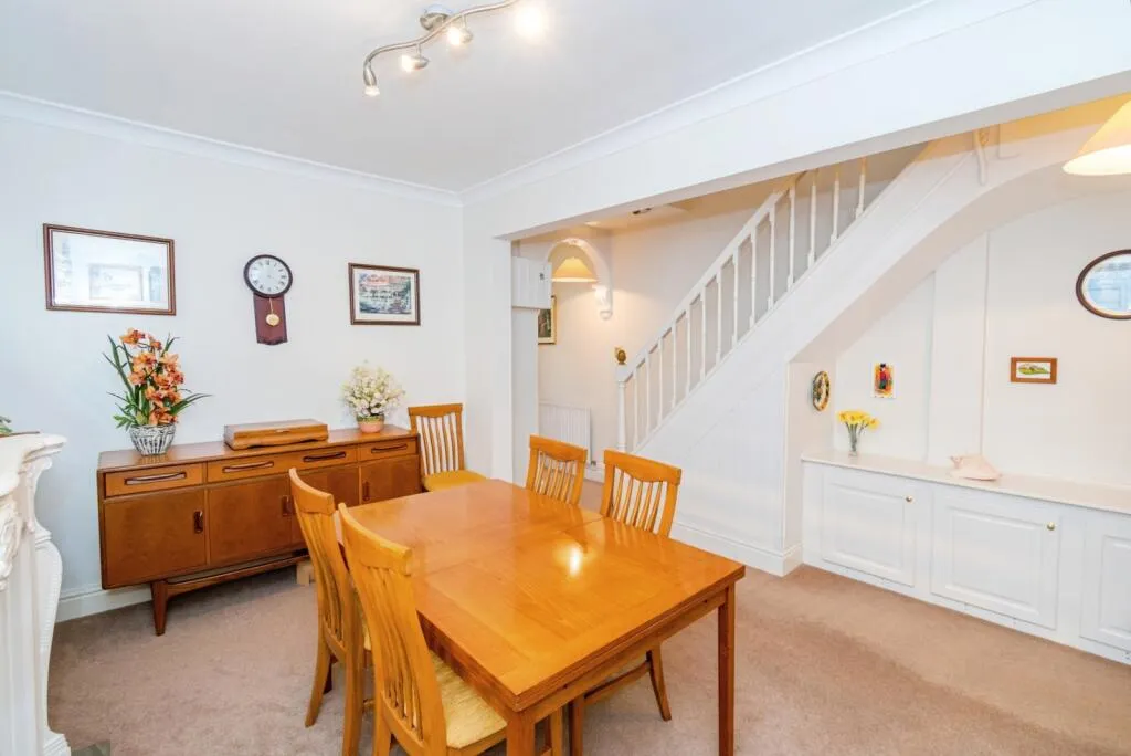 3 bed Semi-Detached