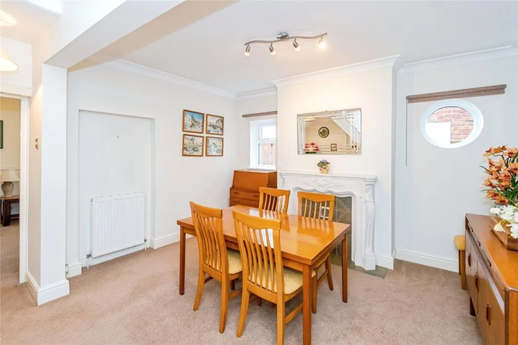 3 bed Semi-Detached