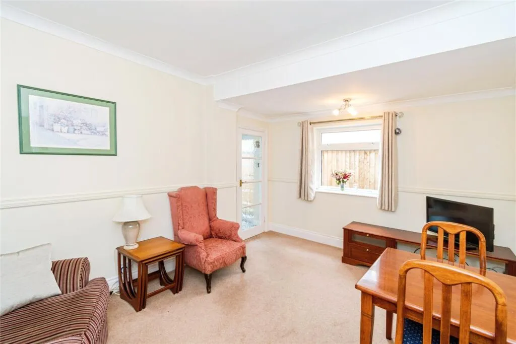 3 bed Semi-Detached
