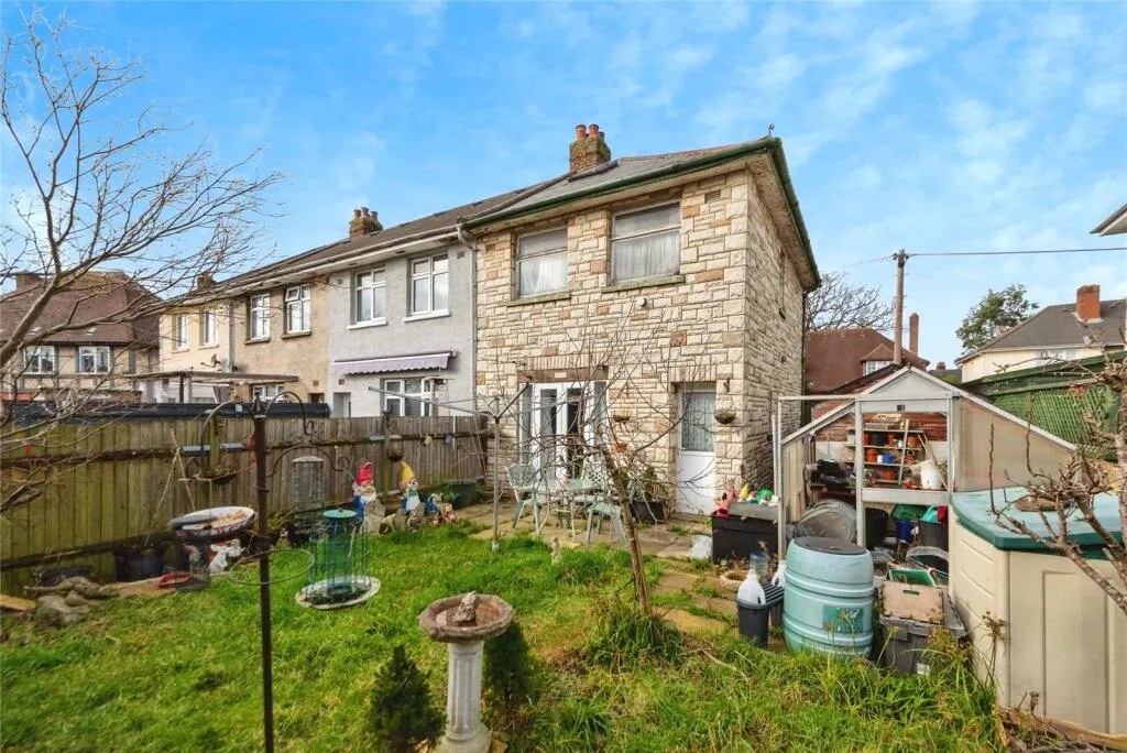3 bed End of Terrace