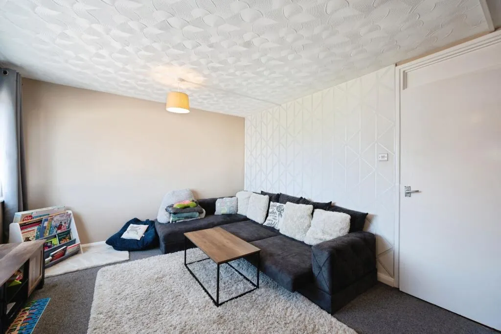 3 bed House