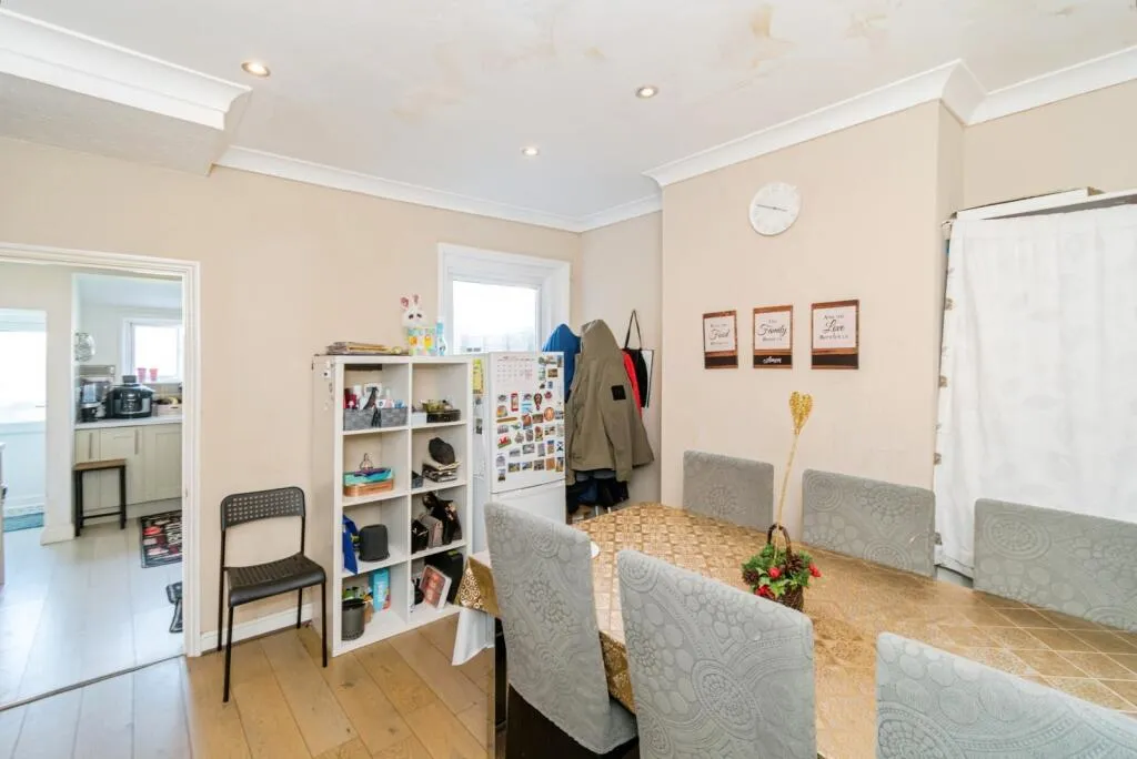 3 bed Terraced