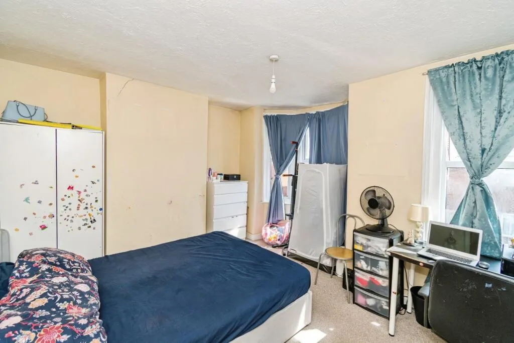 3 bed Terraced