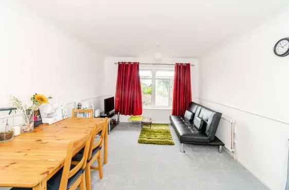 2 bed Apartment