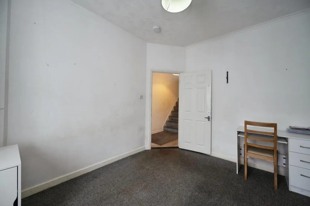 3 bed Terraced