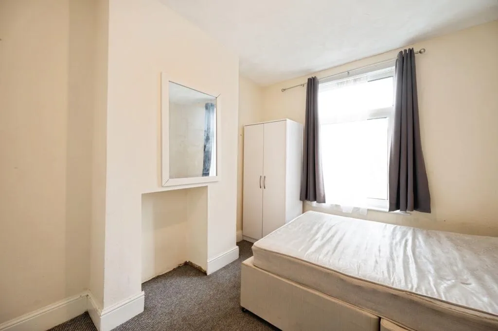3 bed Terraced