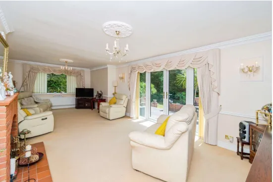 4 bed Detached Bungalow