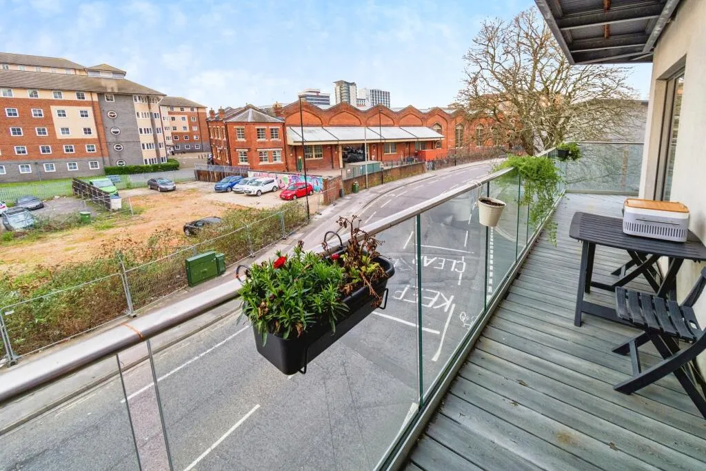 1 bed Apartment
