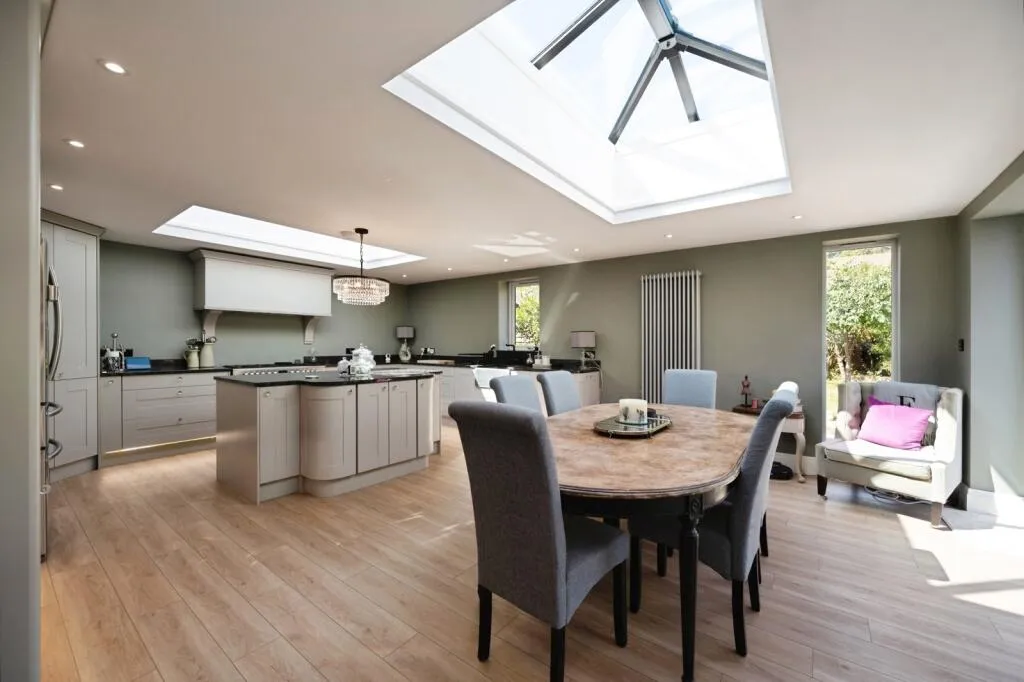 4 bed Detached