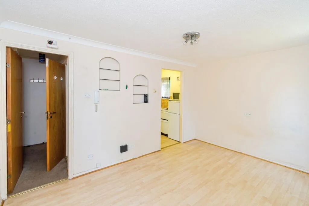 1 bed Apartment