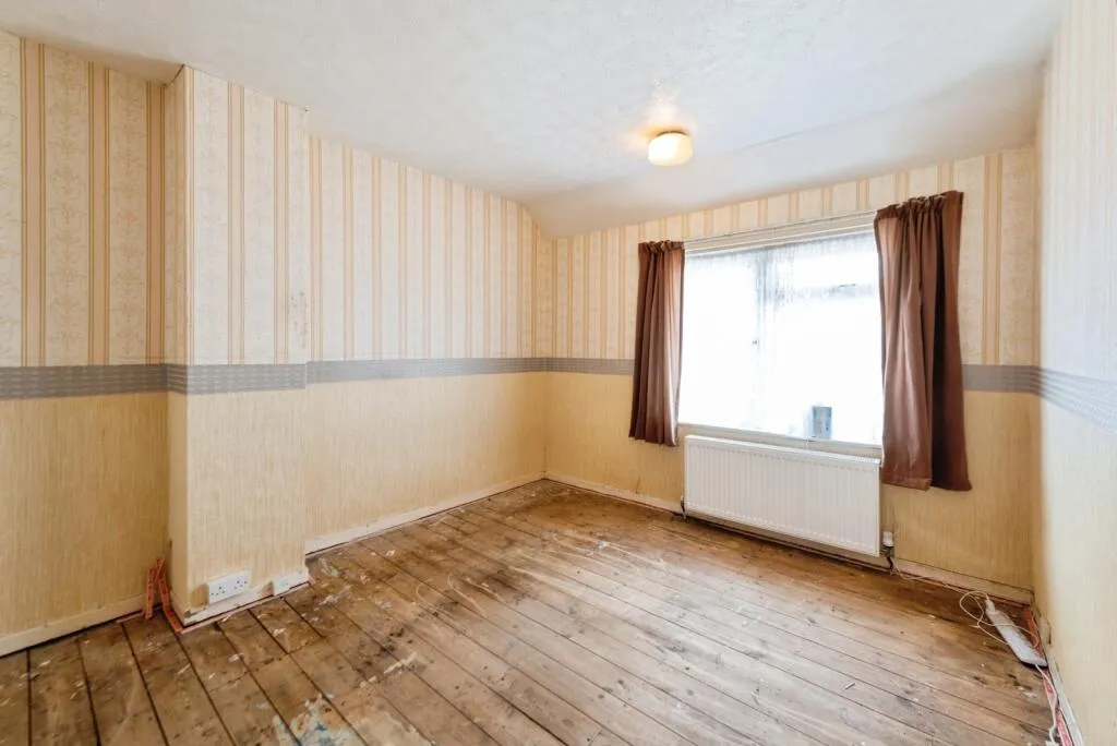3 bed End of Terrace