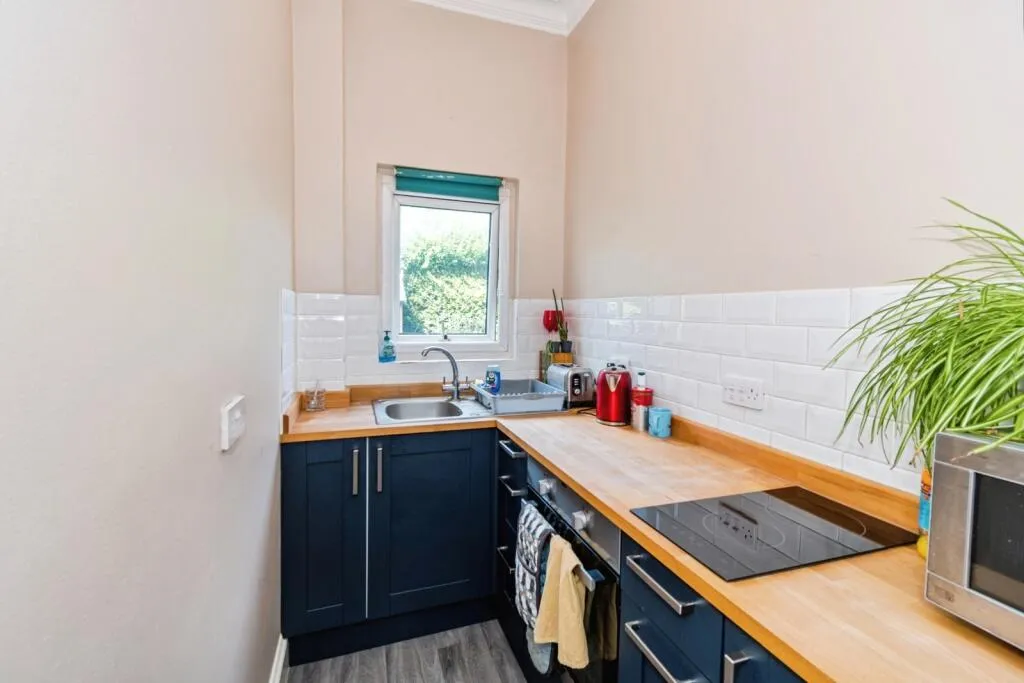 1 bed Ground Maisonette