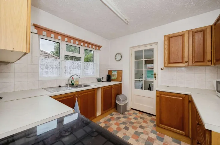 2 bed Semi-Detached Bungalow