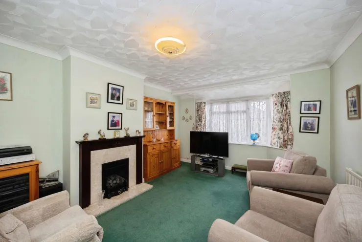 2 bed Semi-Detached Bungalow