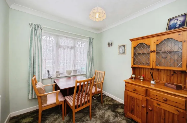 2 bed Semi-Detached Bungalow
