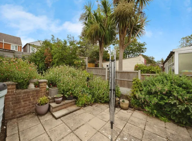 2 bed Semi-Detached Bungalow