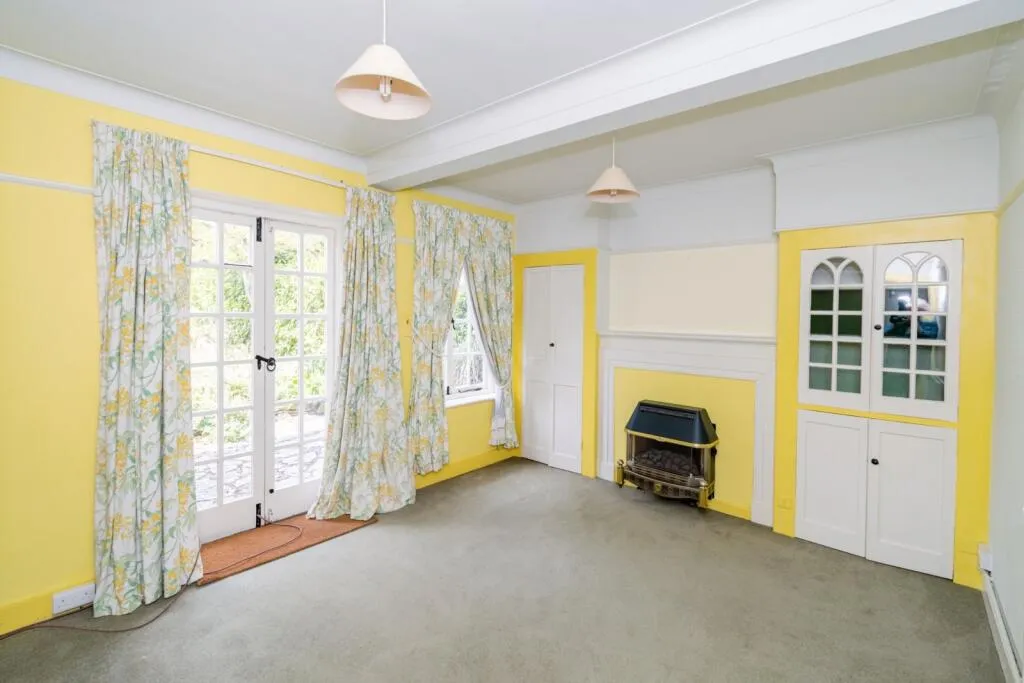 4 bed Terraced