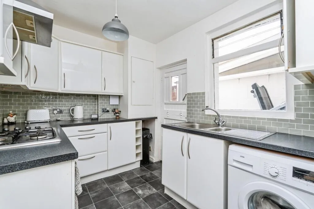2 bed Terraced