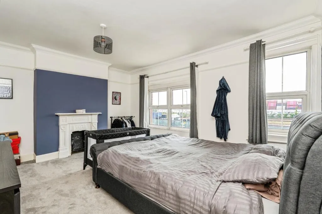 2 bed Terraced