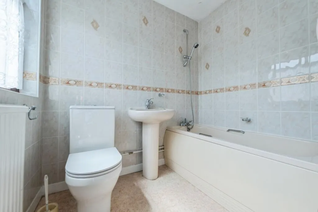 3 bed Terraced