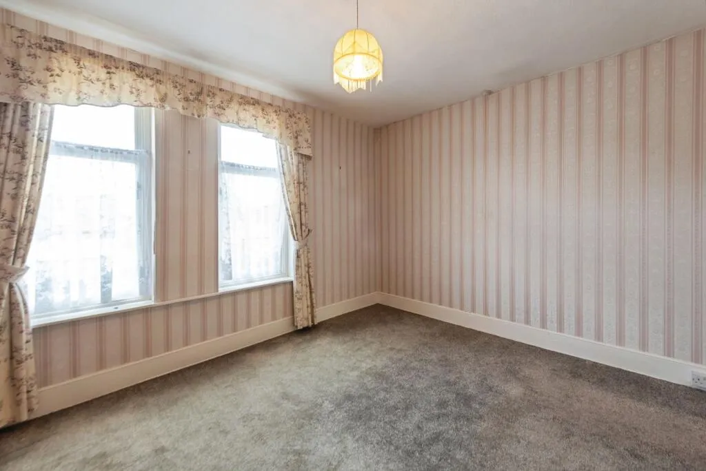 3 bed Terraced