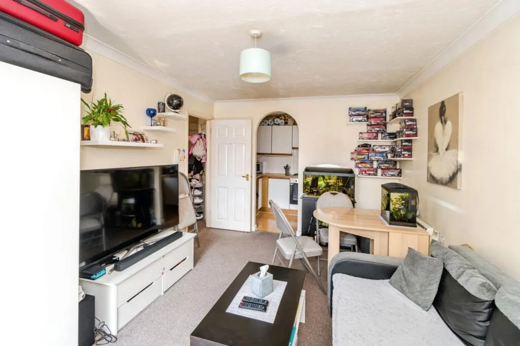 1 bed Apartment