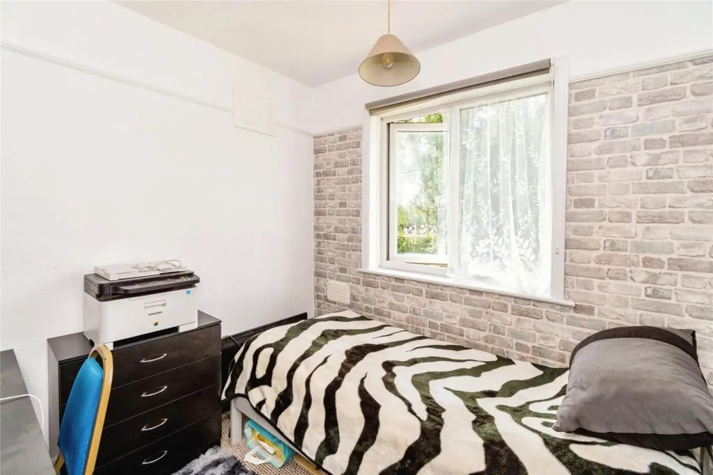 2 bed Semi-Detached