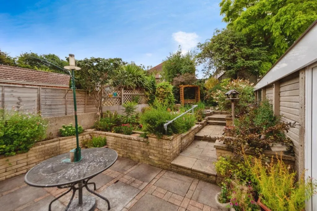 3 bed Semi-Detached