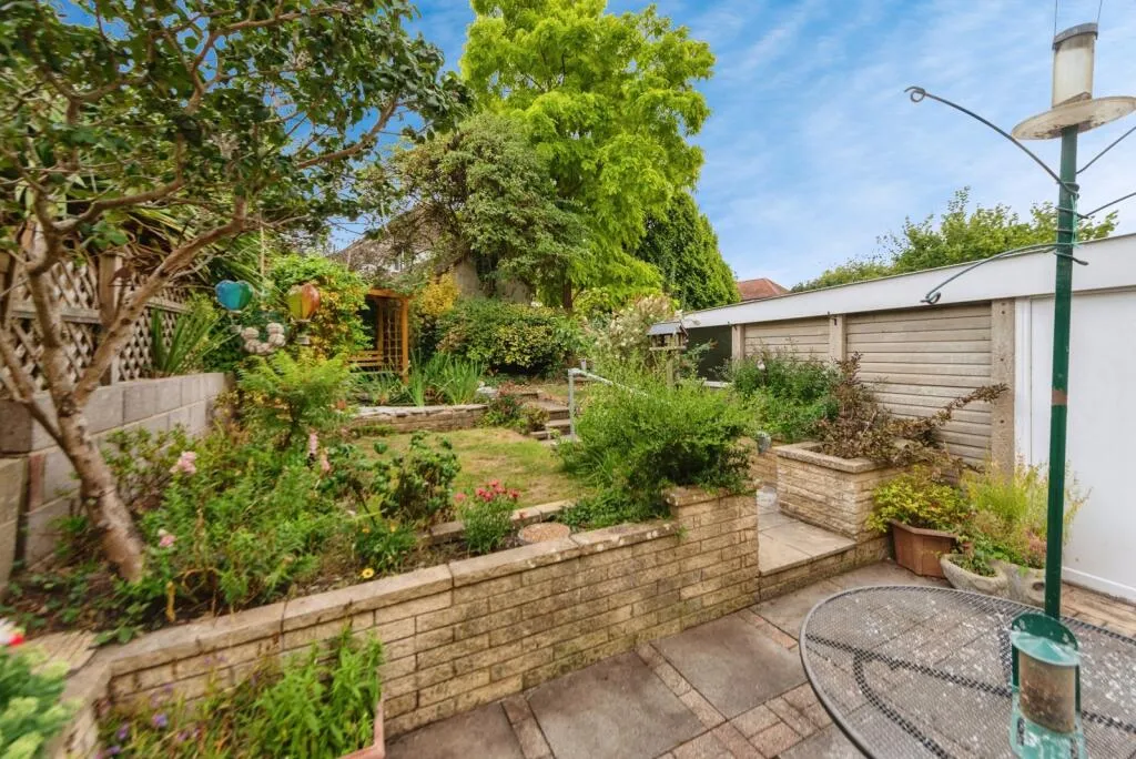3 bed Semi-Detached