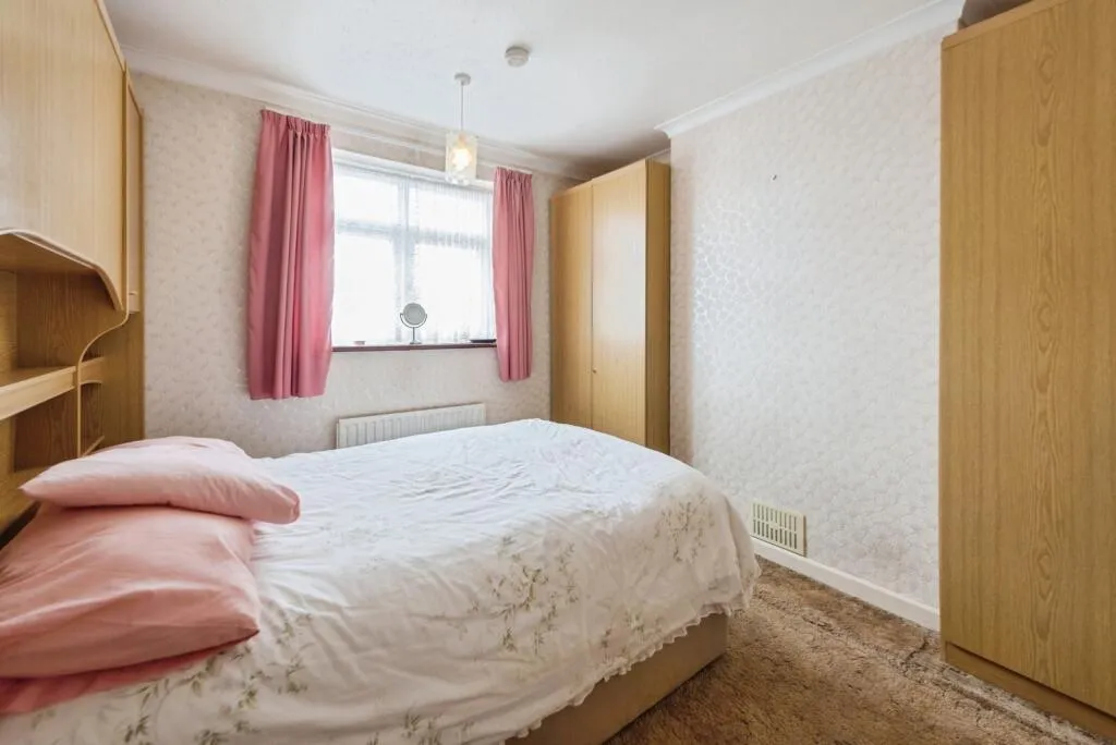 3 bed Semi-Detached