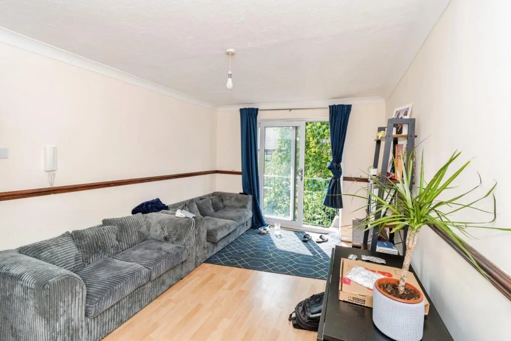 1 bed Apartment